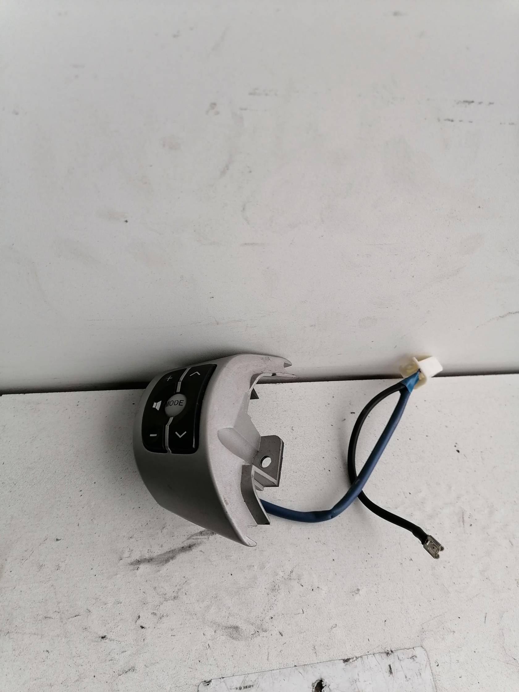 Antenna trasmettitore centralina immobilizzatore